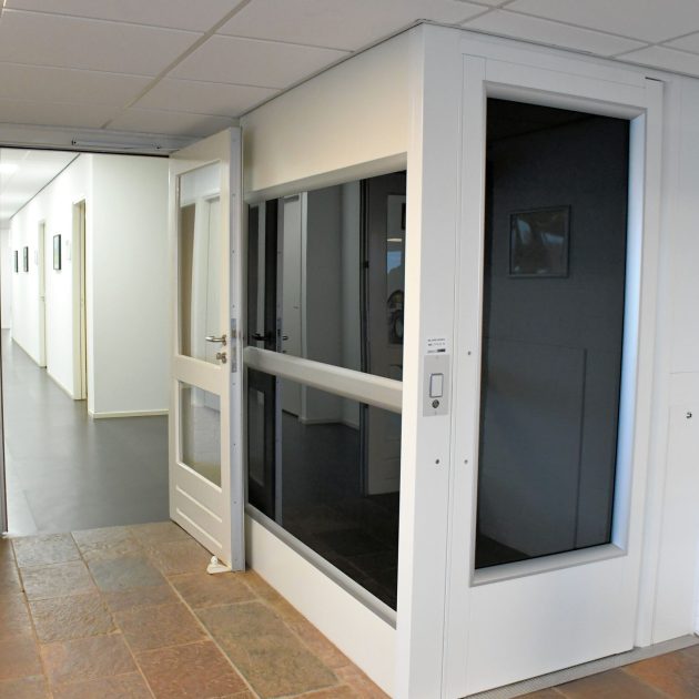 HOC-lift-en-gang.jpg